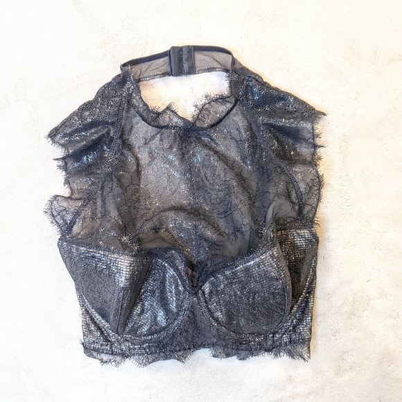 Victoria Secret lingerie set - Picture 2 of 8